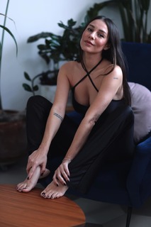 Giorgia Crivello feet photo thumbnail