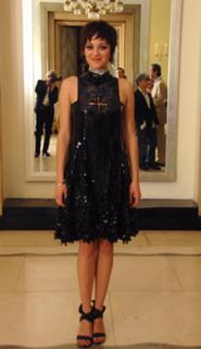 Marion Cotillard feet photo thumbnail