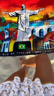 Izabel Goulart feet photo thumbnail