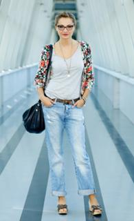 Malgorzata Socha feet photo thumbnail