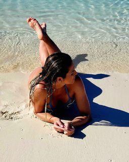 Lívia Andrade feet photo thumbnail