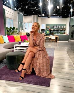 Alina Merkau feet photo thumbnail