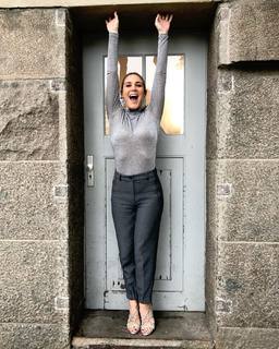 Alina Merkau feet photo thumbnail