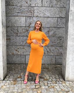 Alina Merkau feet photo thumbnail