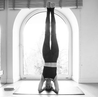 Federica Fontana feet photo thumbnail