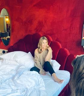 Alina Merkau feet photo thumbnail