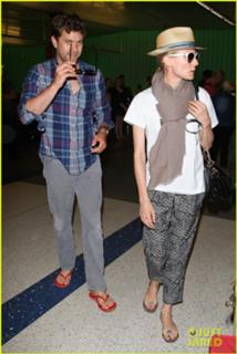 Diane Kruger feet photo thumbnail