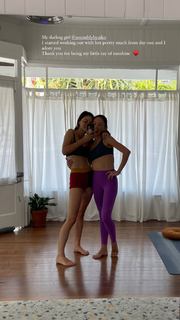 Phoebe Tonkin feet photo thumbnail
