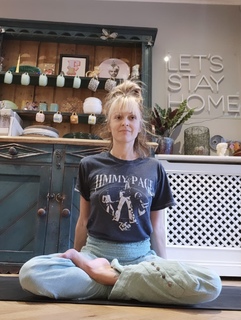 Fearne Cotton feet photo thumbnail