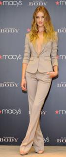 Rosie Huntington-Whiteley feet photo thumbnail