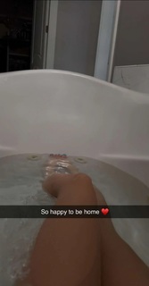 Brittney Smith feet photo thumbnail