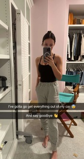 Brittney Smith feet photo thumbnail