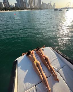 Charly Jordan feet photo thumbnail