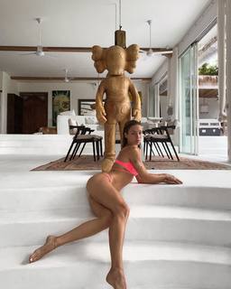 Charly Jordan feet photo thumbnail