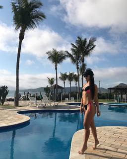 Larissa Santos feet photo 5