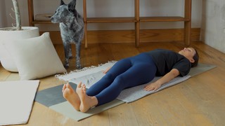 Adriene Mishler feet photo thumbnail