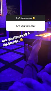 Amanda Saccomanno feet photo thumbnail