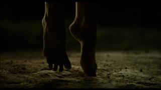 Natalie Portman feet photo thumbnail