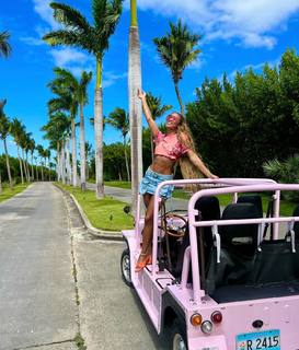 Jilly Anais feet photo thumbnail