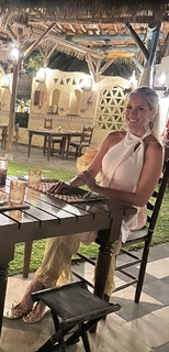 Renata Fan feet photo thumbnail