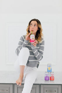 Eva Amurri feet photo thumbnail