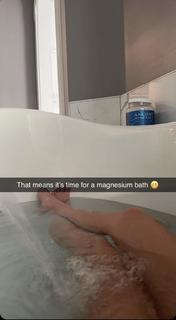 Brittney Smith feet photo thumbnail
