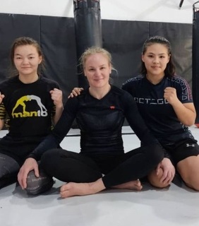 Valentina Shevchenko feet photo thumbnail