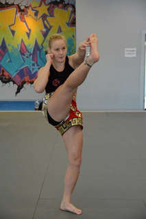 Valentina Shevchenko feet photo thumbnail