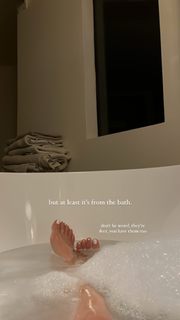 Daniella Monet feet photo thumbnail