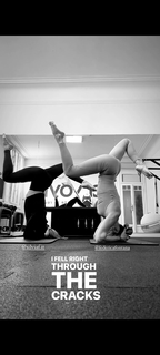 Federica Fontana feet photo thumbnail