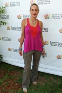 Sharon Stone feet photo thumbnail