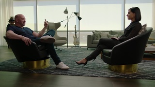 Megan Olivi feet photo thumbnail