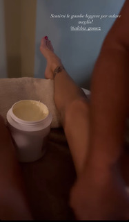 Belén Rodríguez feet photo thumbnail