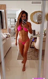 Ninel Conde feet photo 5