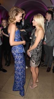 Naomi Watts feet photo thumbnail