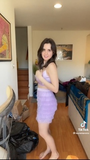 Laura Marano feet photo thumbnail