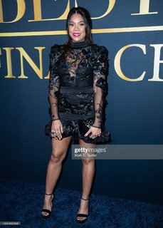 Regina Hall feet photo thumbnail