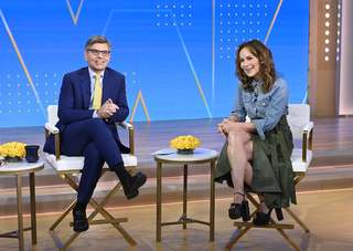 Jennifer Grey feet photo 5