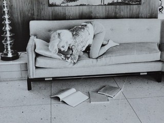 Marilyn Monroe feet photo thumbnail