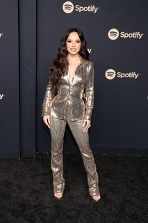 Becky G feet photo thumbnail