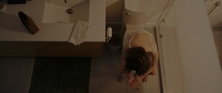 Anna Kendrick feet photo thumbnail
