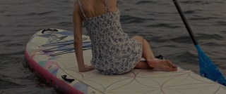 Anna Kendrick feet photo thumbnail