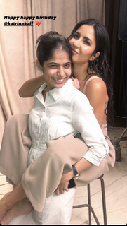 Katrina Kaif feet photo thumbnail