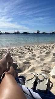 Kate Walsh feet photo thumbnail