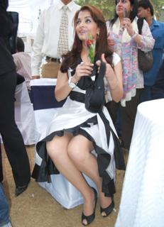 Aishwarya Rai Bachchan feet photo thumbnail
