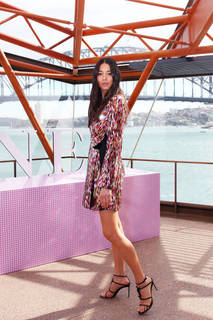 Jessica Gomes feet photo thumbnail