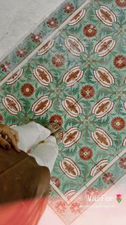 Zaira Nara feet photo thumbnail