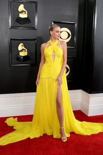 Kelsea Ballerini feet photo thumbnail