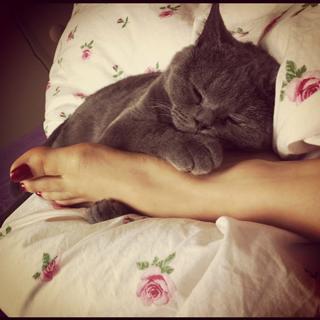 Mine Tugay feet photo 3