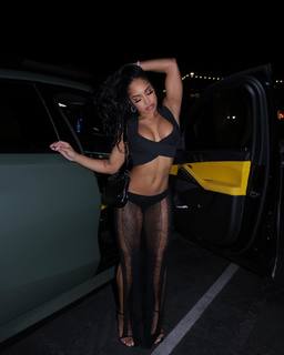 Qimmah Russo feet photo thumbnail